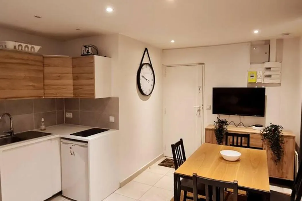 Appart Cosy Et Fonctionnel, Quartier Tres Sympa Paris
